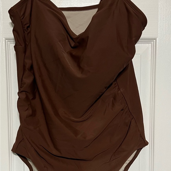 Kona Sol Brown Asymmetrical Shoulder Swim suit High Coverage 1 Piece NWT $40 XL - Picture 7 of 10